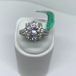 Zircon Starburst Ring Set In Silver 925 ( #10-08-10 )